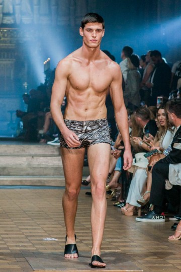Julien Macdonald - Krish Nagari - The Upcoming-28