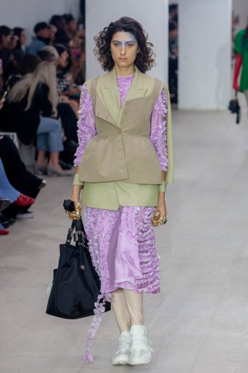 pushBUTTON - Huw Jenkins - The Upcoming-12