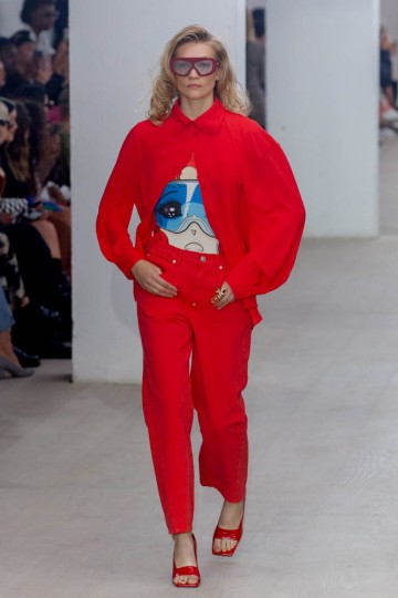 pushBUTTON - Huw Jenkins - The Upcoming-18