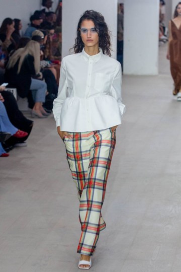 pushBUTTON - Huw Jenkins - The Upcoming-23