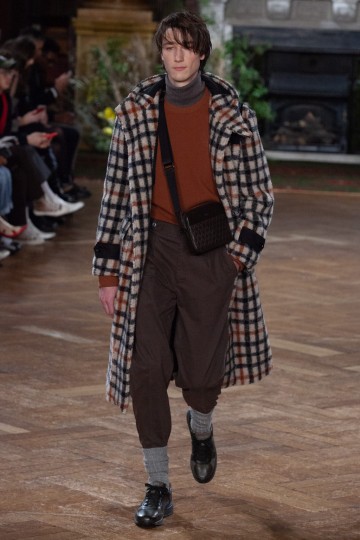 Daks - Huw Jenkins - The Upcoming-7