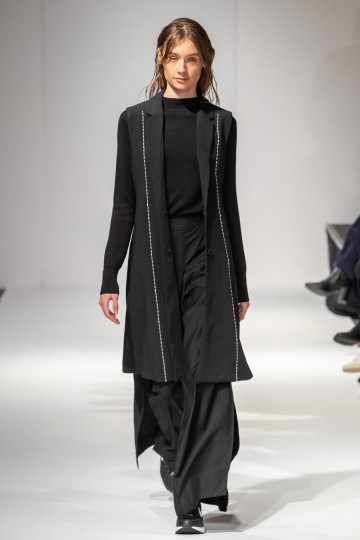 London Fashion Week Autumn Winter 2020 - Apu Jan