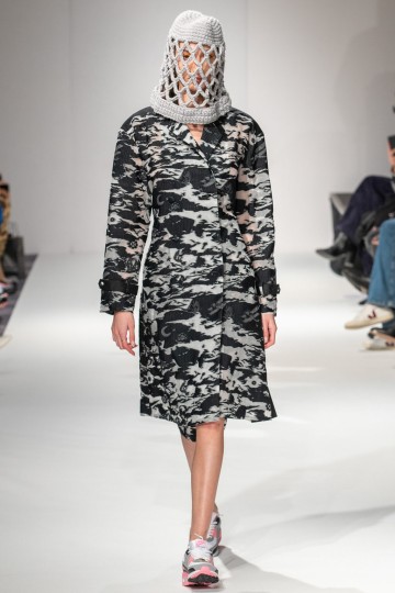 London Fashion Week Autumn Winter 2020 - Apu Jan