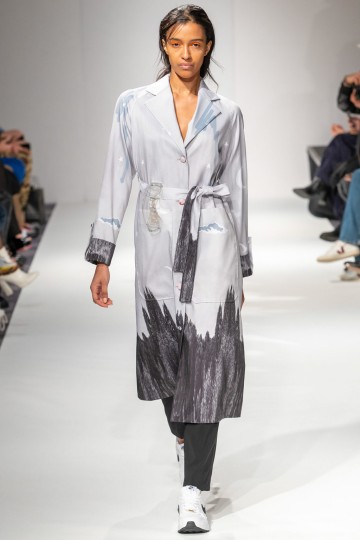 London Fashion Week Autumn Winter 2020 - Apu Jan