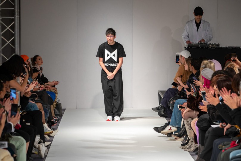 London Fashion Week Autumn Winter 2020 - Apu Jan