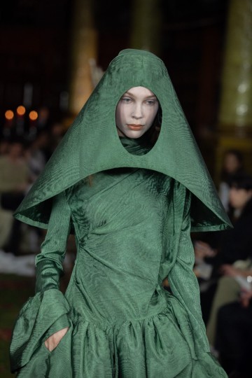 LFW AW20 - Dilara Findikoglu - Huw Jenkins - The Upcoming-32