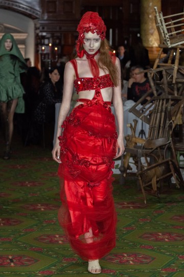 LFW AW20 - Dilara Findikoglu - Huw Jenkins - The Upcoming-34