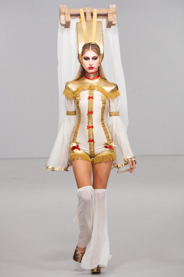 LFW AW20 - Pam Hogg - Huw - The Upcoming -36