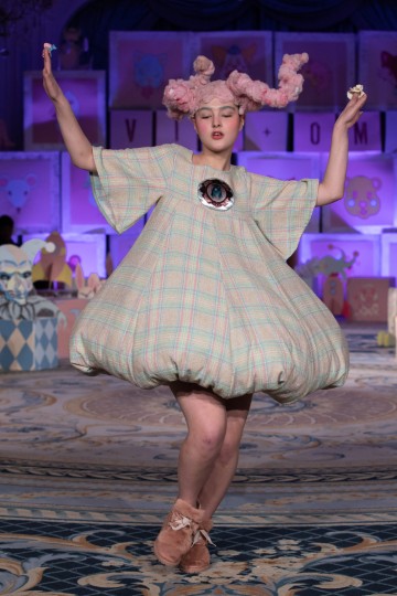 London Fashion Week Autumn Winter 2020 - Vin + Omi