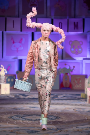 London Fashion Week Autumn Winter 2020 - Vin + Omi