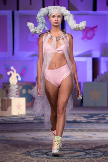 London Fashion Week Autumn Winter 2020 - Vin + Omi