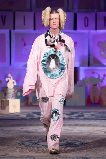 London Fashion Week Autumn Winter 2020 - Vin + Omi