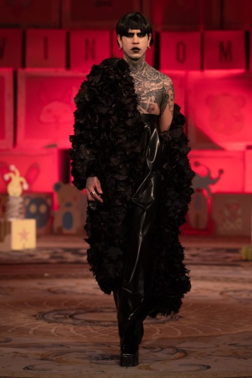 London Fashion Week Autumn Winter 2020 - Vin + Omi