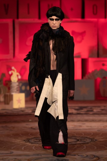 London Fashion Week Autumn Winter 2020 - Vin + Omi