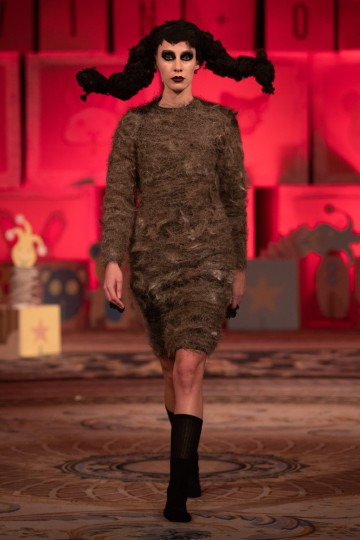 London Fashion Week Autumn Winter 2020 - Vin + Omi