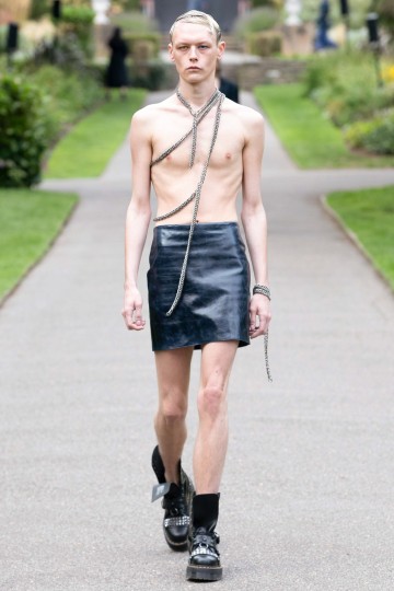 London Fashion Week Spring Summer 2021 - Art School London SS21