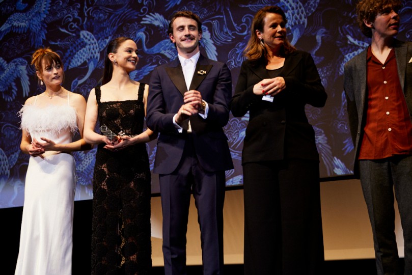 CANNES_DAY3_19MAY22_AMBRA-VERNUCCIO-THE-UPCOMING_1G4A8234