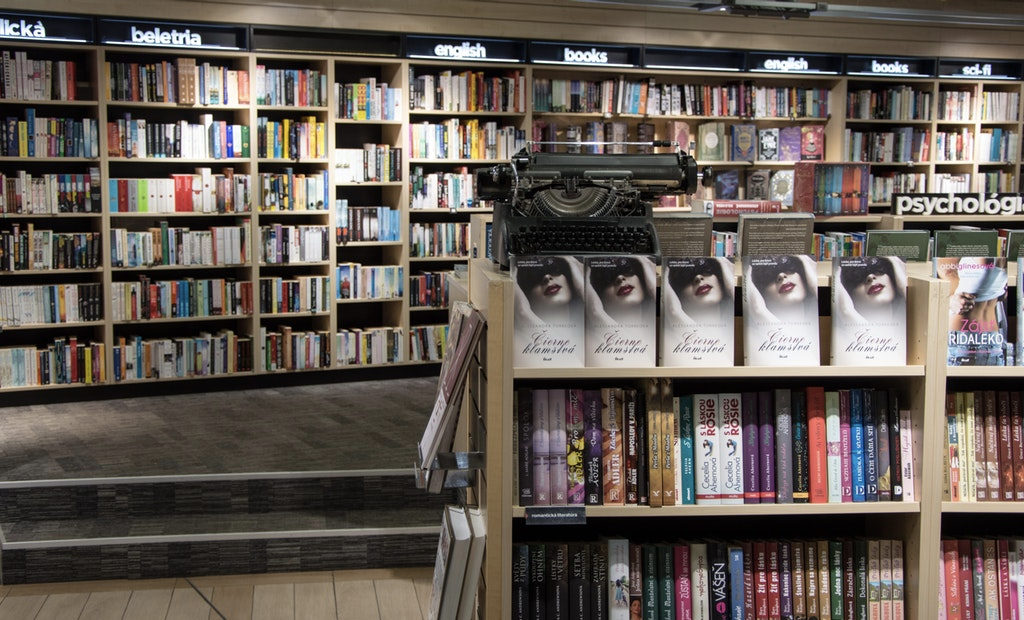 JK Rowling announces title of first adult novel, The Casual Vacancy