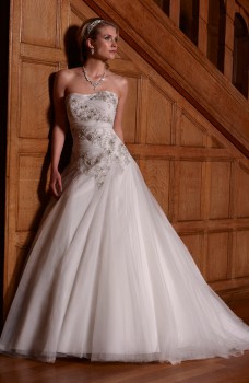 Divine wedding dresses from Romantica – The Upcoming