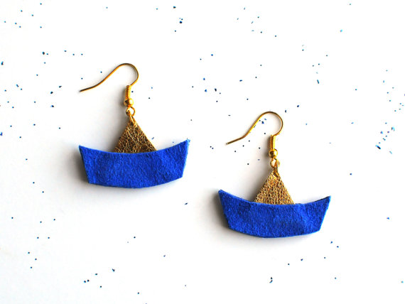 boat earrings