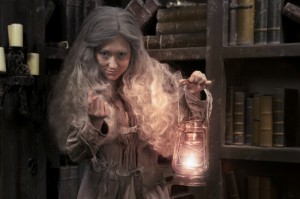 the_ghost_of_christmas_welcomes_guests_to_the_all_new_london_dungeon1__gallery_image