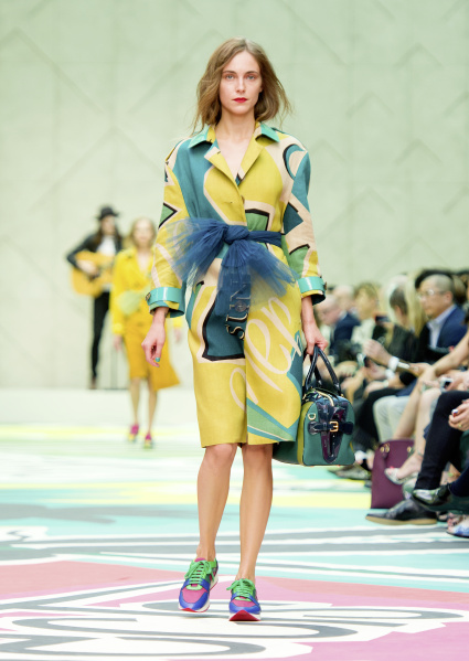 Burberry Prorsum catwalk show report | LFW S/S 2015 – The Upcoming