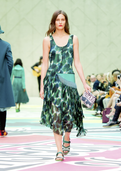 Burberry Prorsum catwalk show report | LFW S/S 2015 – The Upcoming