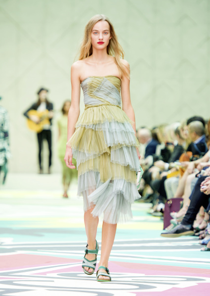 Burberry Prorsum Womenswear Spring Summer 2015 Collection - Look 47