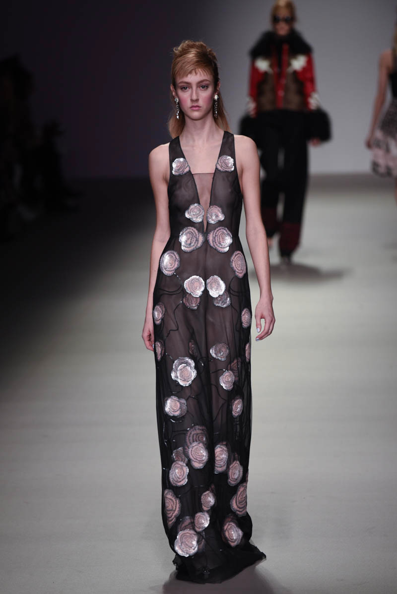 Buy Furton holly shop the shows lfw picture trends To acquire Furton holly shop the shows lfw picture trends