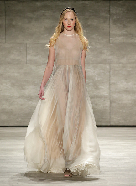 Leanne Marshall catwalk show report