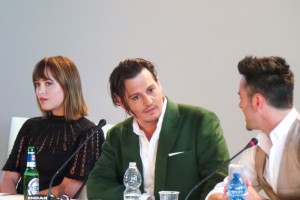 Venice Black Mass press conference - Johnny Depp Dakota Johnson Joel Edgerton Scott Cooper - The Upcoming - Laura Denti -1