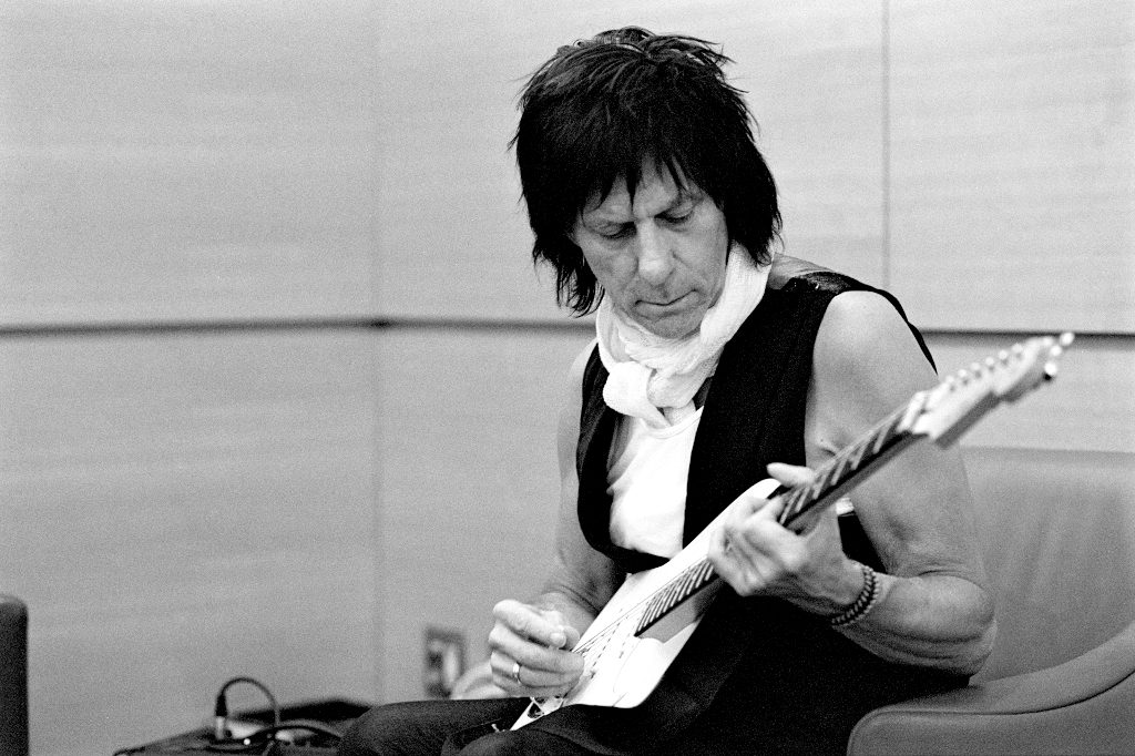 Jeff Beck – Loud Hailer