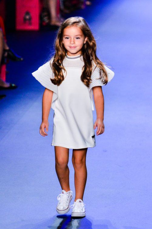 Comme Tu Es spring/summer 2017 collection catwalk show