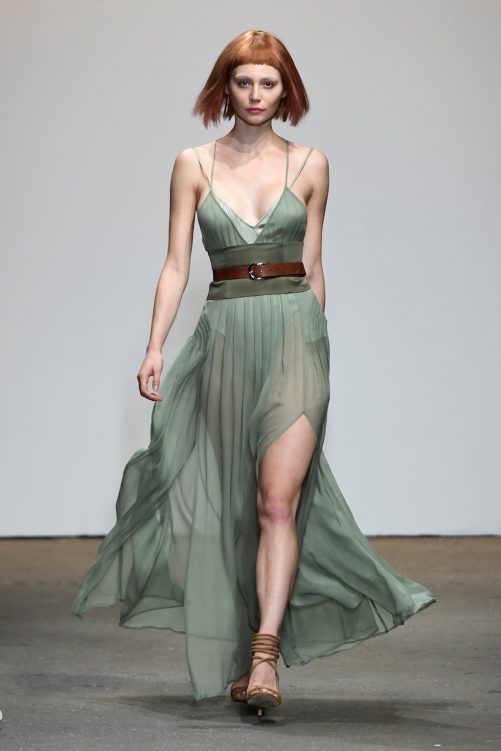 Vivienne Hu spring/summer 2017 collection catwalk show