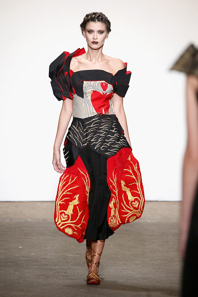Nolcha Shows spring/summer 2017 collection catwalk show