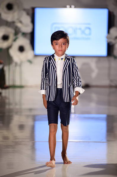 FLT Moda spring/summer 2017 collection catwalk show