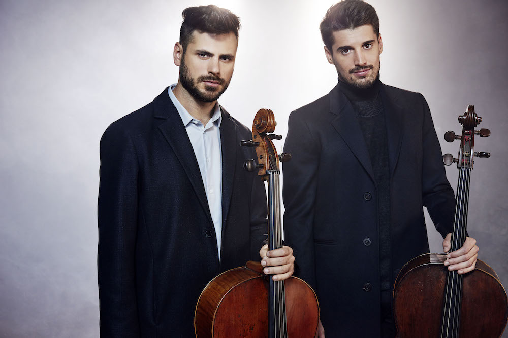 2CELLOSレコード　 LUKA SULIC & STJEPAN HAUSER Amazon.com: 2 Cellos: CDs & Vinyl