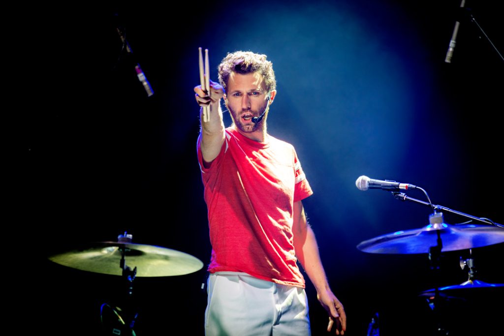 Vulfpeck and Joey Dosik at Brixton Academy performing live