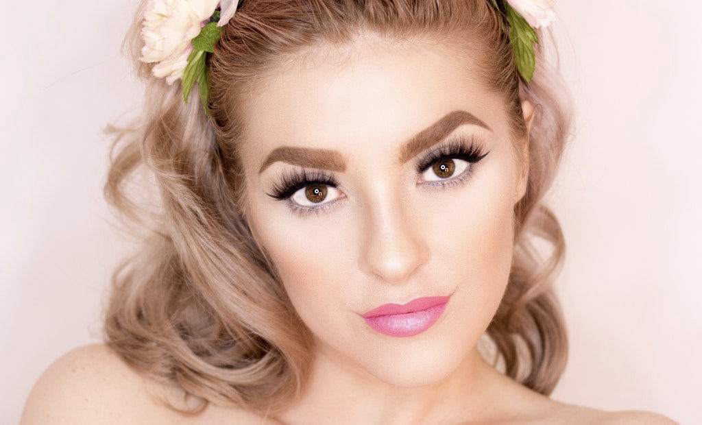 Eyebrow dos and don’ts according to an expert