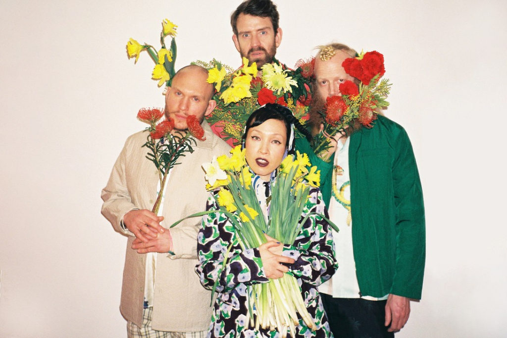 Little Dragon – New Me, Same Us