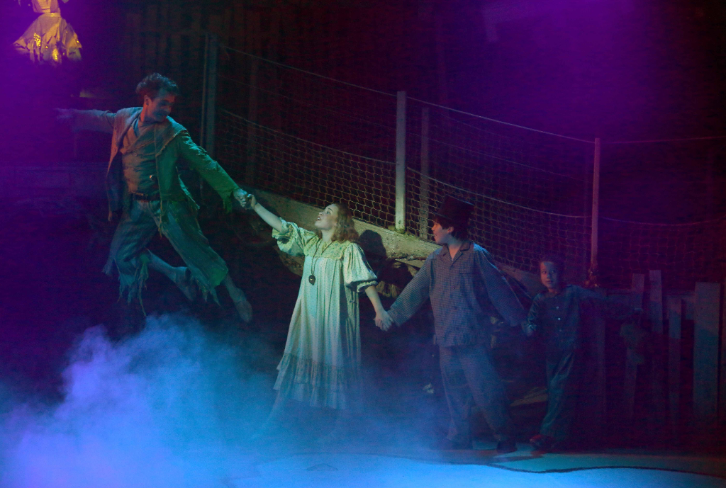 Chickenshed Theatre: Peter Pan YouTube premiere