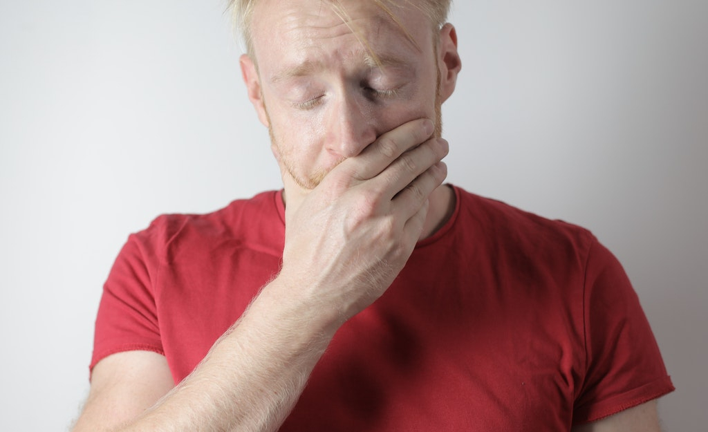 Why do people get toothache on airplanes?