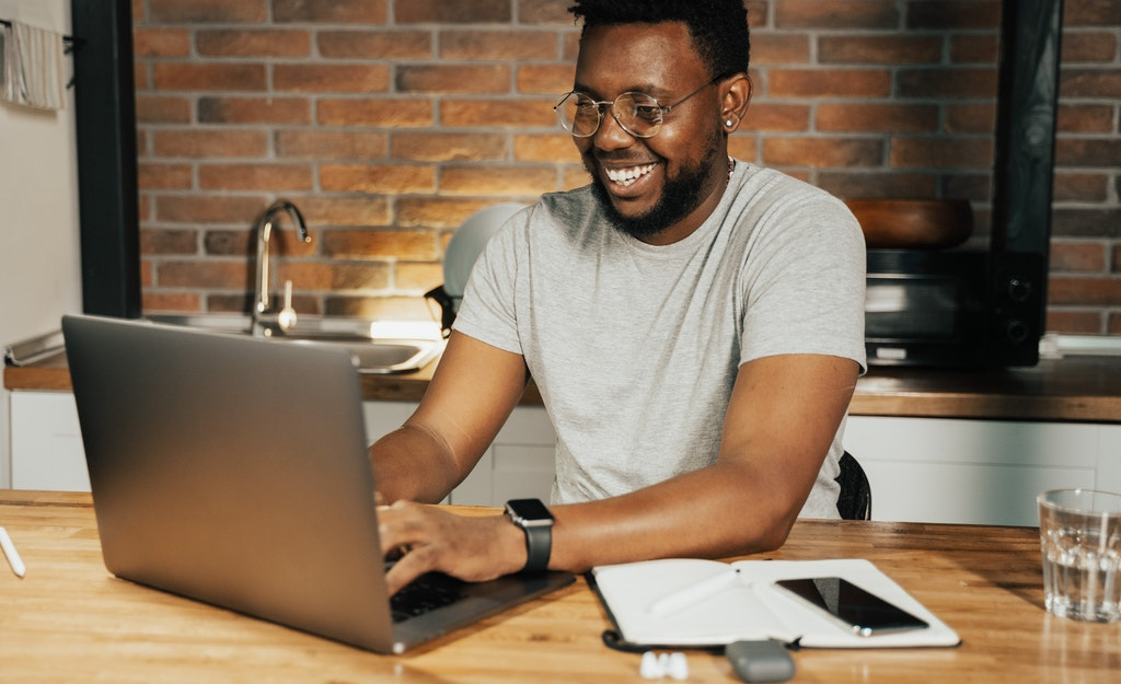 Side hustle: Four killer ideas for 2022