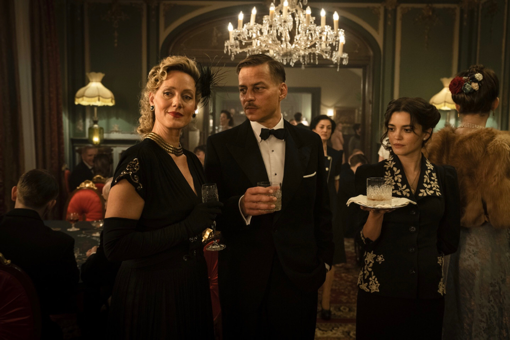 “A power woman”: Anna Schudt on her new role in Das Boot: Season Three