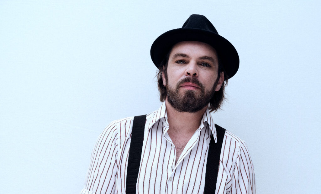 gaz coombes tour review