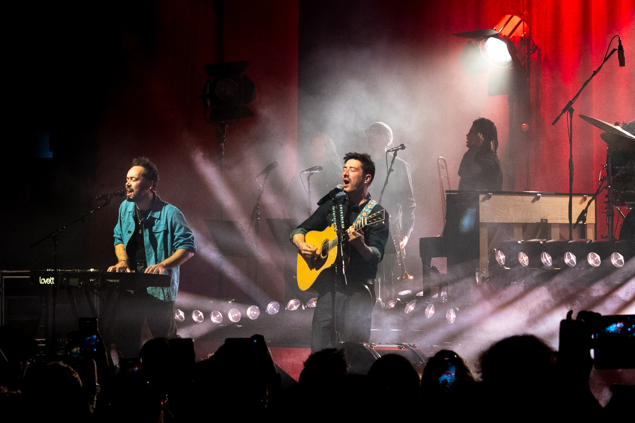 Mumford & Sons at the Forum | Live review – The Upcoming