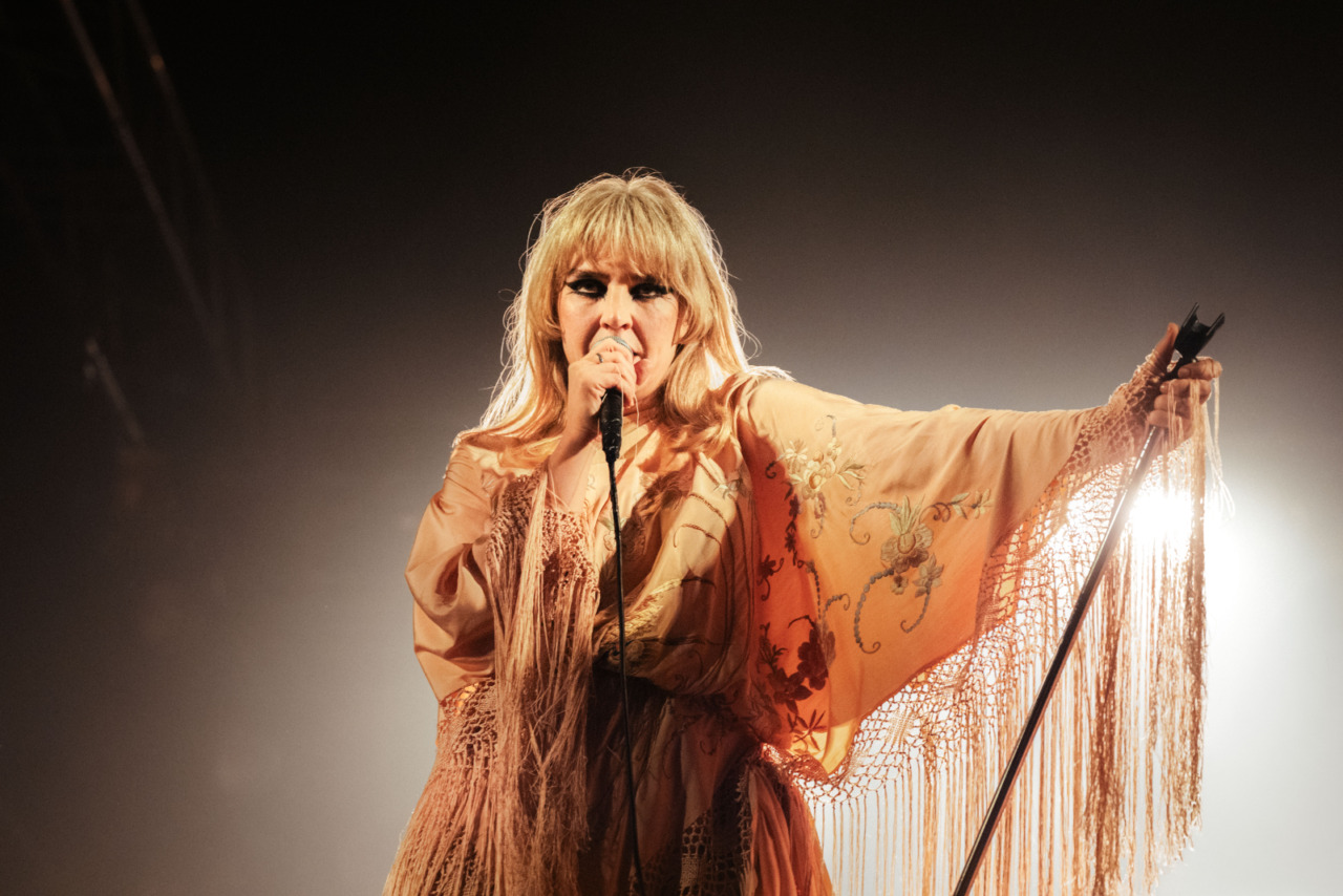 Teeth ‘n’ Smiles at the Duke of York’s Theatre