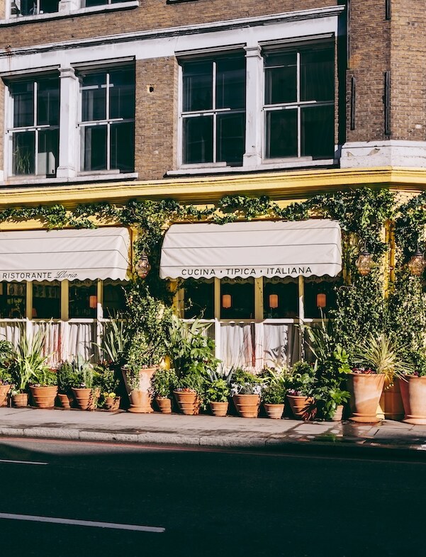 Gloria introduces Italo Sunday Club with Italian sharing feast in Shoreditch