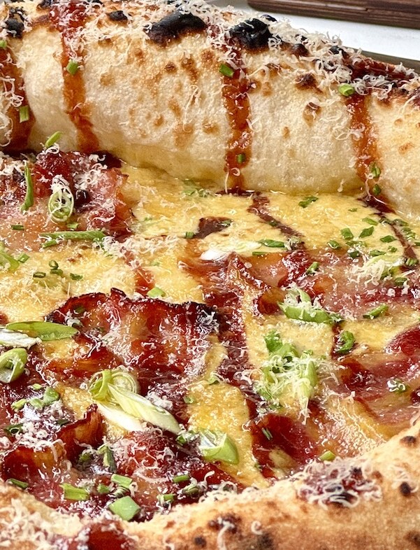 Crust Bros and Daffodil Mulligan unveil limited-edition Guinness rarebit pizza for April