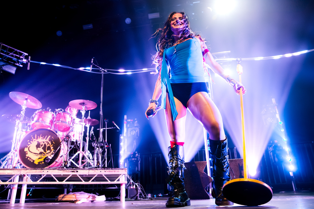 Natalie Jane at Outernet performing live